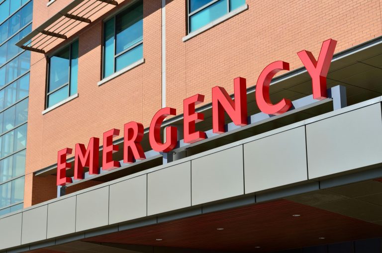 💰 How to Build an Emergency Fund Even If You’re Broke